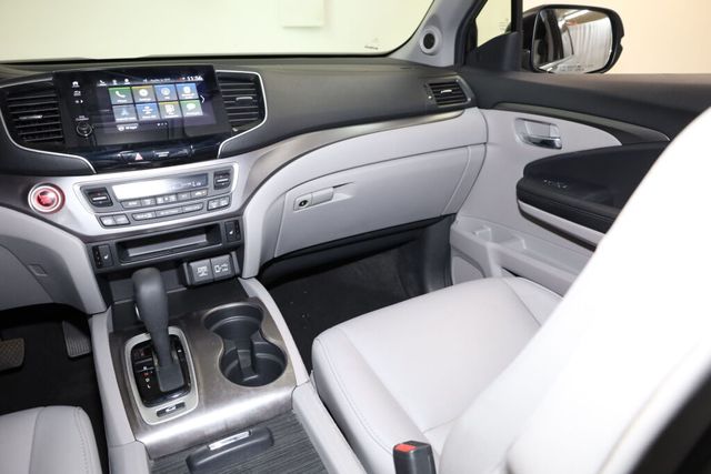 Thumbnail: 2019 Honda Pilot - 30