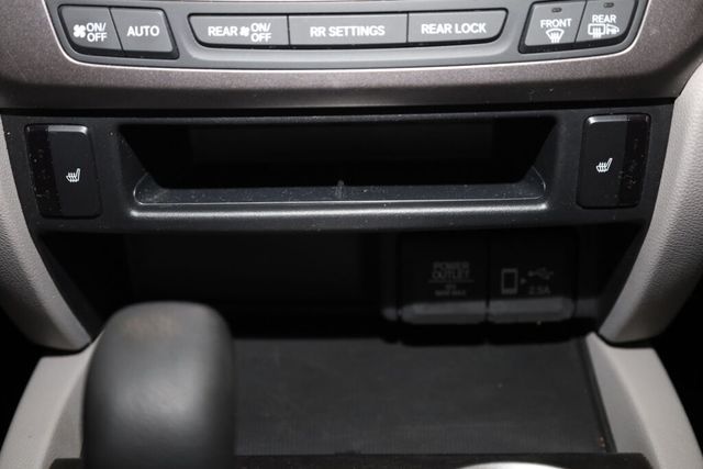 Thumbnail: 2019 Honda Pilot - 34