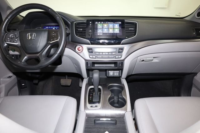 Thumbnail: 2019 Honda Pilot - 13