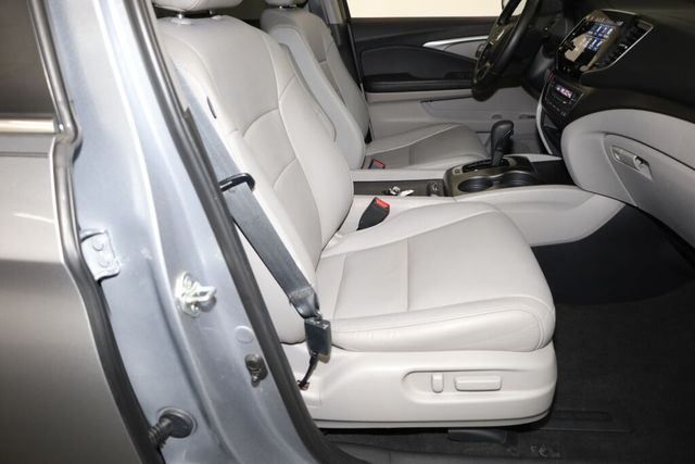 Thumbnail: 2019 Honda Pilot - 39