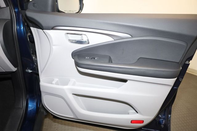 Thumbnail: 2021 Honda Pilot - 39