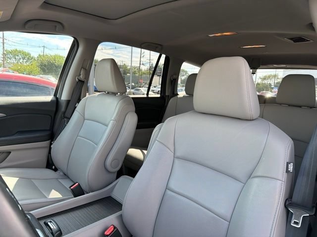 Thumbnail: 2018 Honda Pilot - 7