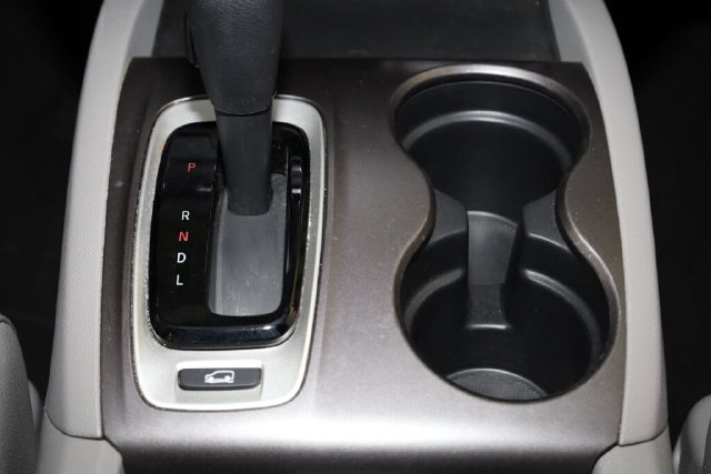 Thumbnail: 2018 Honda Pilot - 16