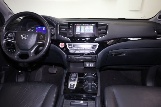 Thumbnail: 2020 Honda Pilot - 13