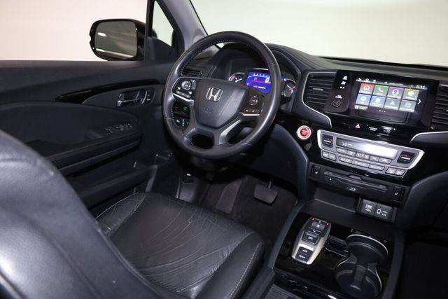 Thumbnail: 2020 Honda Pilot - 9
