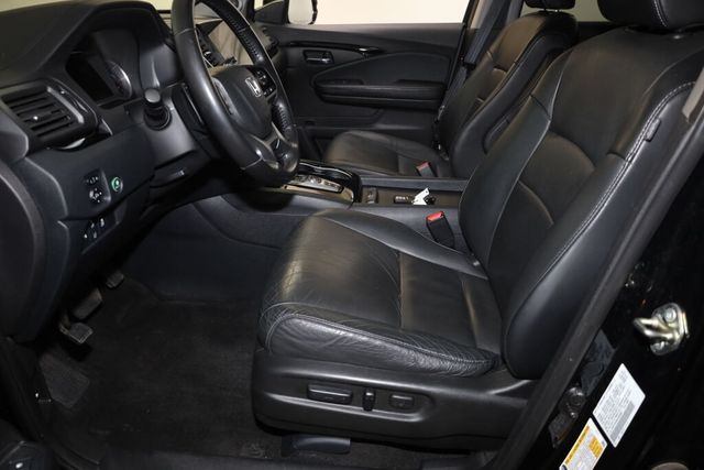 Thumbnail: 2020 Honda Pilot - 10