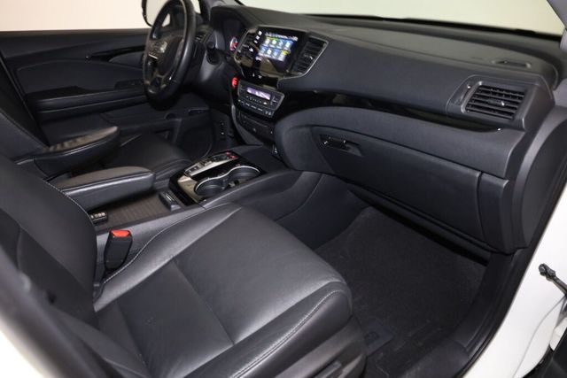 Thumbnail: 2019 Honda Pilot - 11