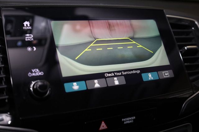 Thumbnail: 2019 Honda Pilot - 15
