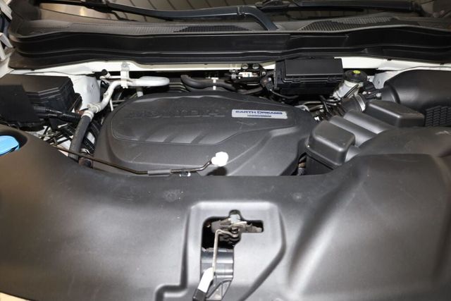 Thumbnail: 2019 Honda Pilot - 8