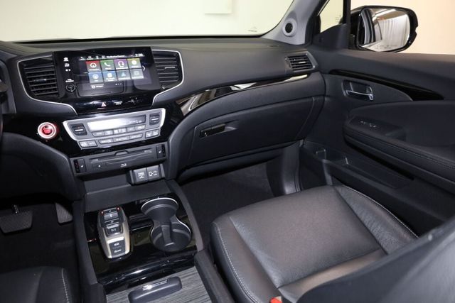 Thumbnail: 2019 Honda Pilot - 32