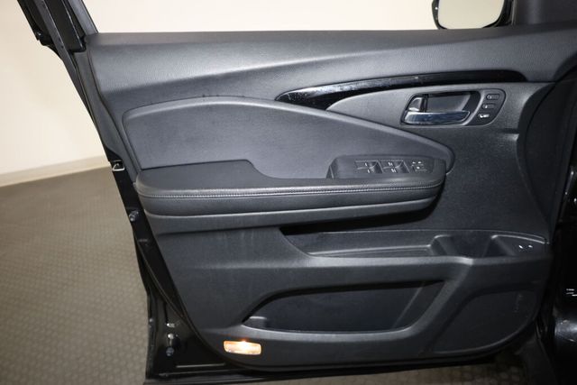 Thumbnail: 2019 Honda Passport - 28