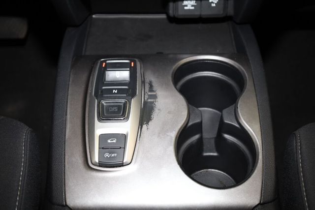 Thumbnail: 2019 Honda Passport - 16