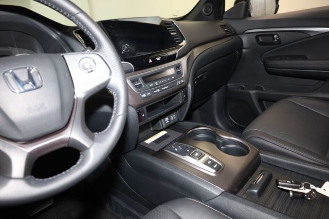 Thumbnail: 2023 Honda Passport - 14