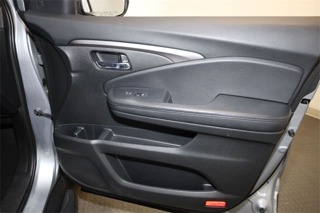 Thumbnail: 2020 Honda Passport - 30