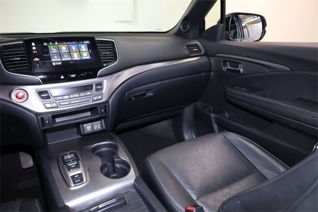 Thumbnail: 2020 Honda Passport - 13