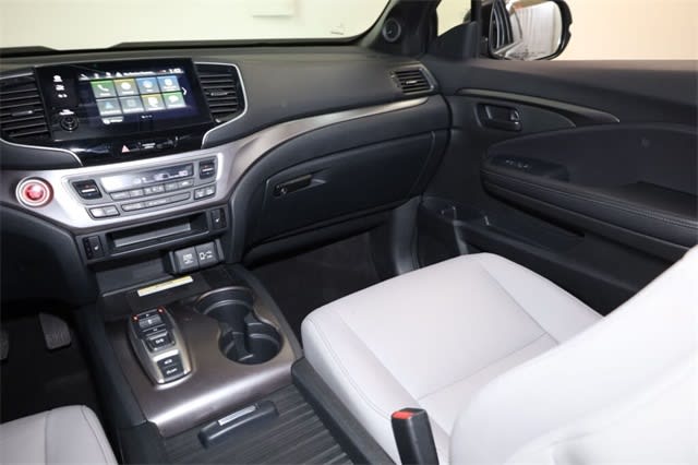 Thumbnail: 2023 Honda Passport - 14