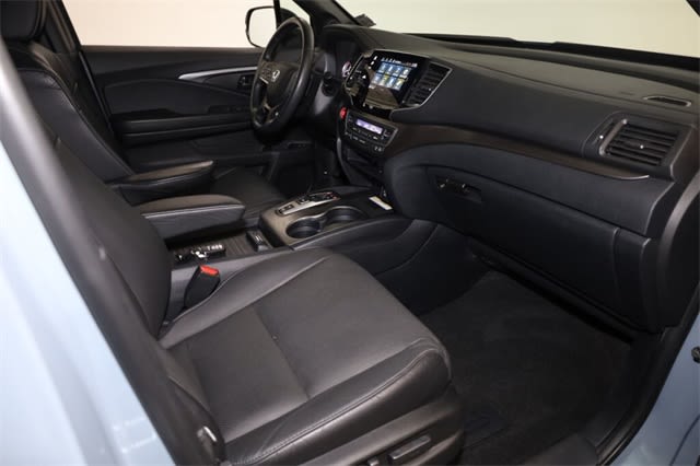 Thumbnail: 2023 Honda Passport - 11