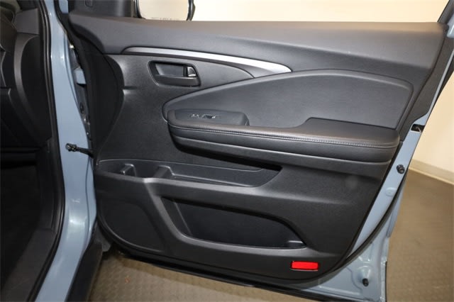 Thumbnail: 2023 Honda Passport - 31