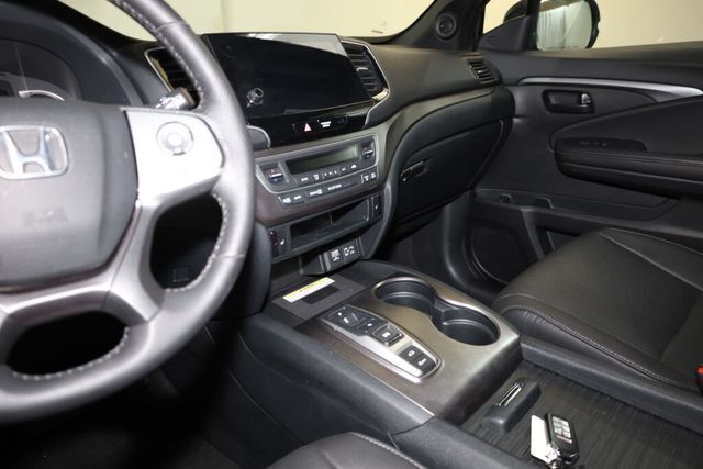 Thumbnail: 2023 Honda Passport - 9