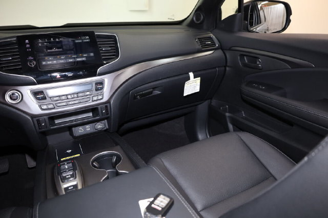 Thumbnail: 2024 Honda Passport - 31