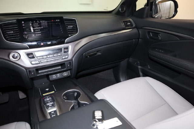 Thumbnail: 2024 Honda Passport - 31
