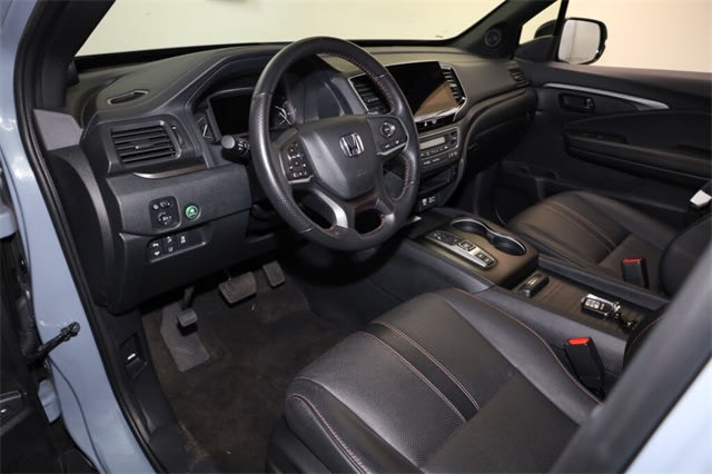 Thumbnail: 2023 Honda Passport - 2