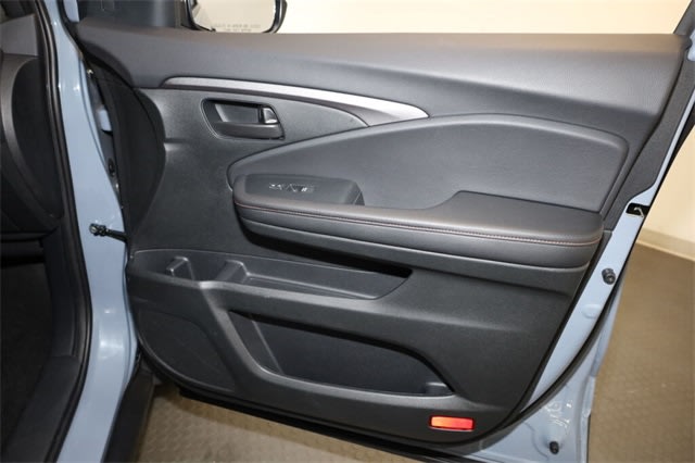 Thumbnail: 2023 Honda Passport - 31