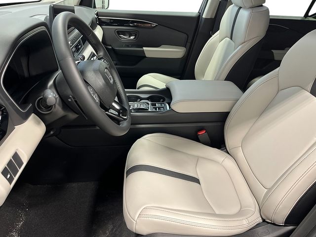 Thumbnail: 2026 Honda Passport - 11