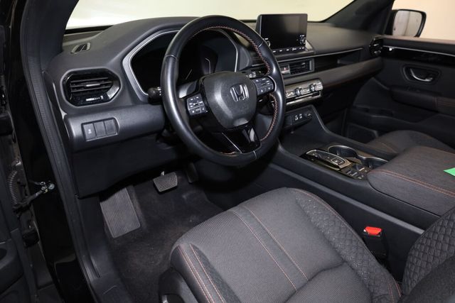 Thumbnail: 2023 Honda Pilot - 2