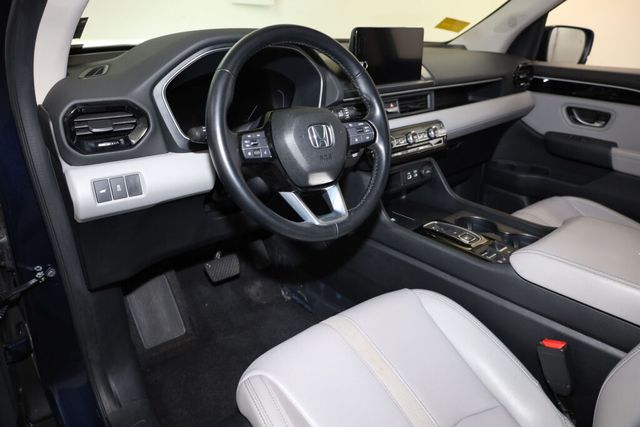 Thumbnail: 2023 Honda Pilot - 2