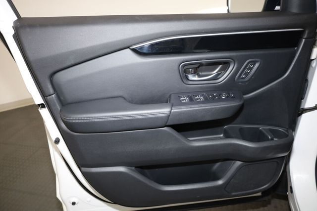 Thumbnail: 2023 Honda Pilot - 27