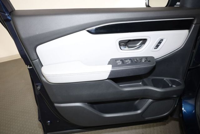 Thumbnail: 2025 Honda Pilot - 27