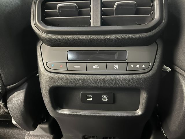 Thumbnail: 2026 Honda Pilot - 25