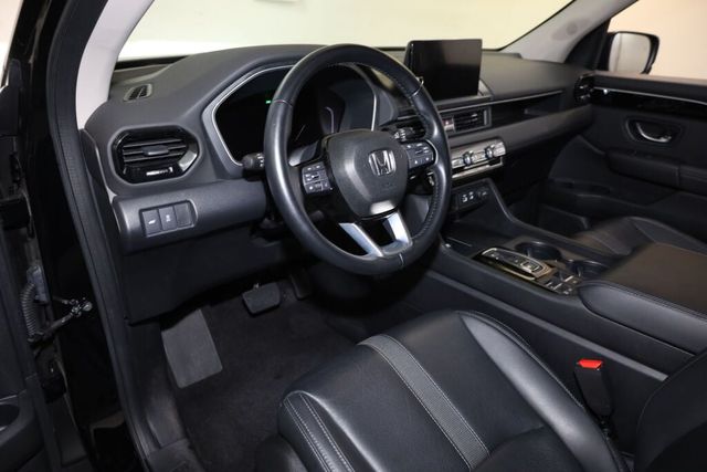 Thumbnail: 2023 Honda Pilot - 2