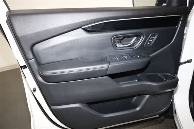 Thumbnail: 2023 Honda Pilot - 27