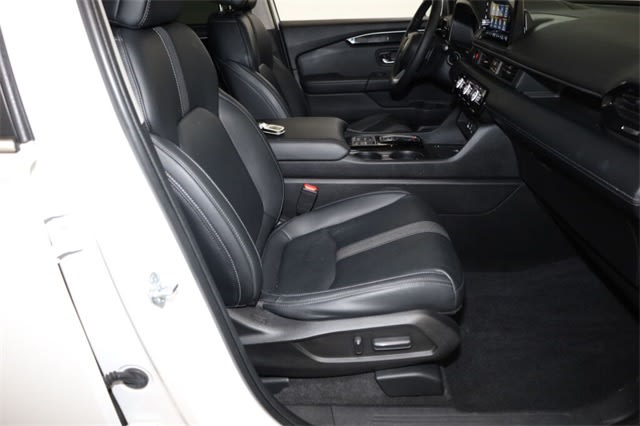 Thumbnail: 2023 Honda Pilot - 29