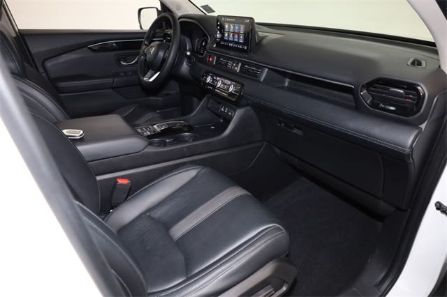 Thumbnail: 2023 Honda Pilot - 11