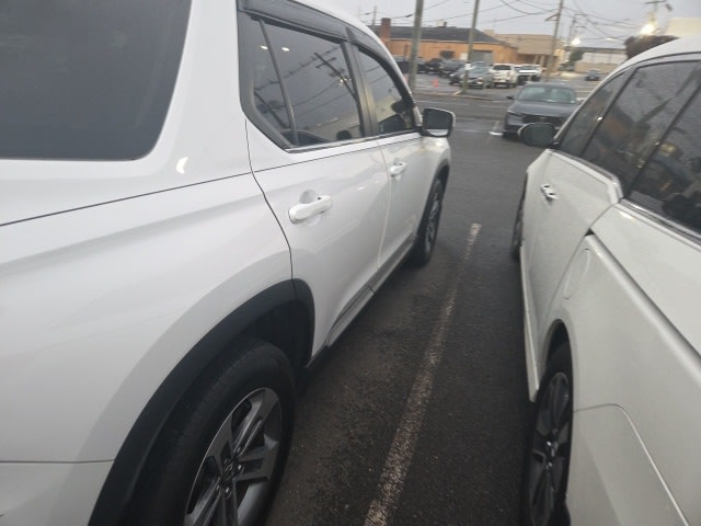 Thumbnail: 2023 Honda Pilot - 18