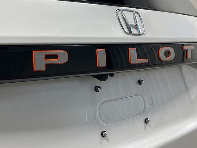 Thumbnail: 2026 Honda Pilot - 13