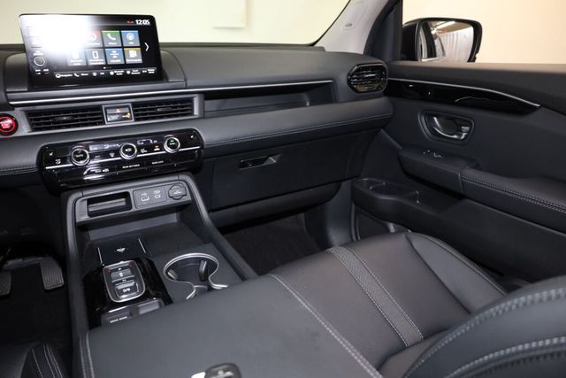 Thumbnail: 2025 Honda Pilot - 30
