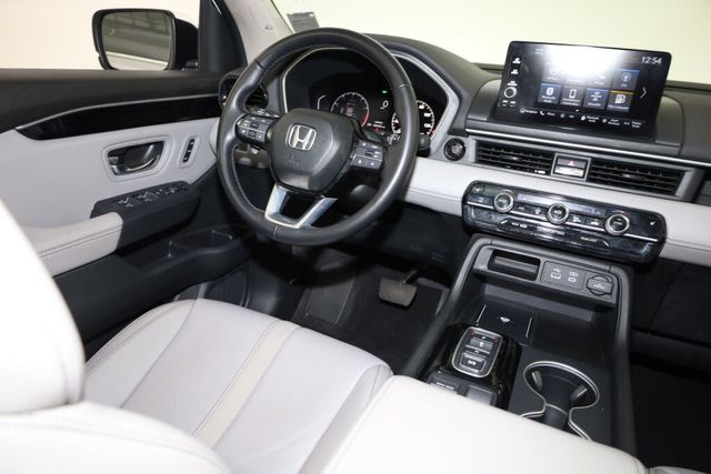 Thumbnail: 2023 Honda Pilot - 13