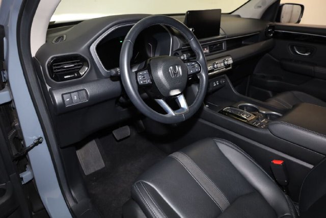 Thumbnail: 2025 Honda Pilot - 2