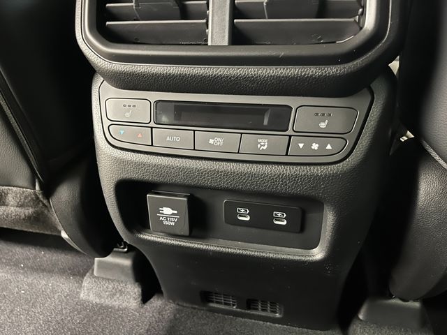 Thumbnail: 2026 Honda Pilot - 26