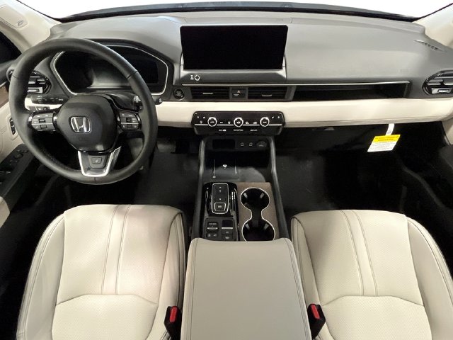 Thumbnail: 2026 Honda Pilot - 2