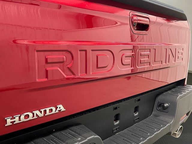 Thumbnail: 2026 Honda Ridgeline - 16
