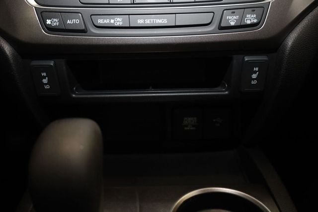 Thumbnail: 2019 Honda Ridgeline - 35