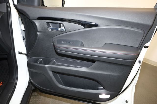 Thumbnail: 2023 Honda Ridgeline - 30