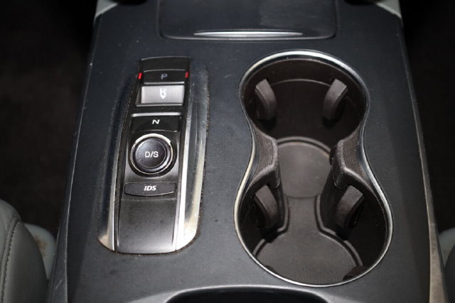 Thumbnail: 2016 Acura MDX - 16