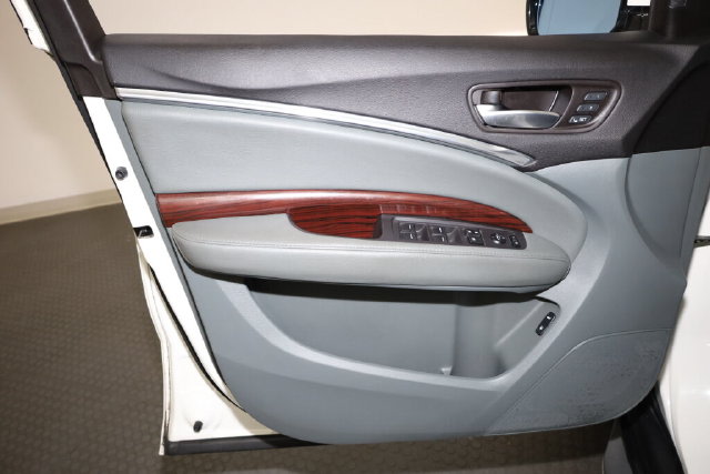 Thumbnail: 2016 Acura MDX - 27
