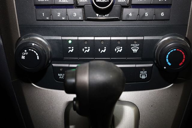 Thumbnail: 2011 Honda CR-V - 29